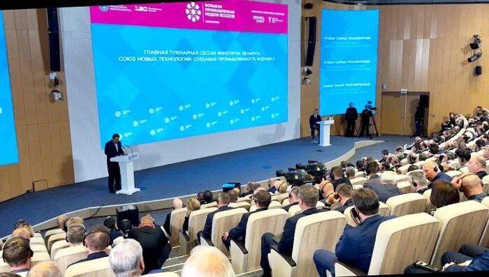 توسعه تجارت با کشورهای منطقه در نشست اتابک با نخست‌وزیران عضو اتحادیه اوراسیا