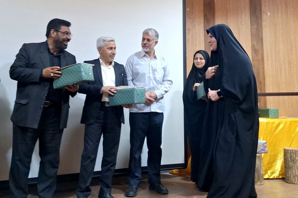 تجلیل از مقام‌آوران جشنواره تجارب برتر تربیتی 