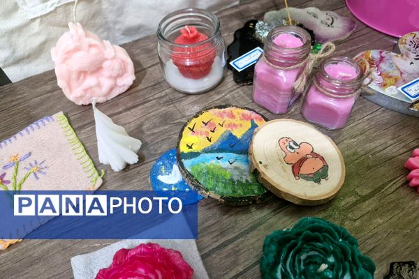 جشن خلاقیت دانش‌آموزان در نمایشگاه فناوری مدرسه پروین اعتصامی