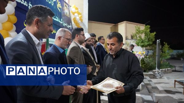 پاسداشت فرهنگیان و تقدیر از برترین‌های رودانی