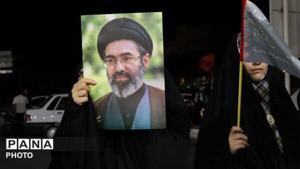 گردهمایی بزرگ فرهنگیان انقلابی خرم‌آباد با حضور مدیرکل آموزش و پرورش لرستان 