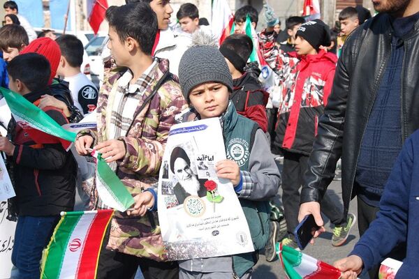 راهپیمایی ۲۲ بهمن در قیامدشت