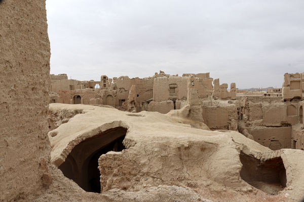 قلعه باستانی ایزدخواست؛ نخستین بنای طبقاتی دنیا