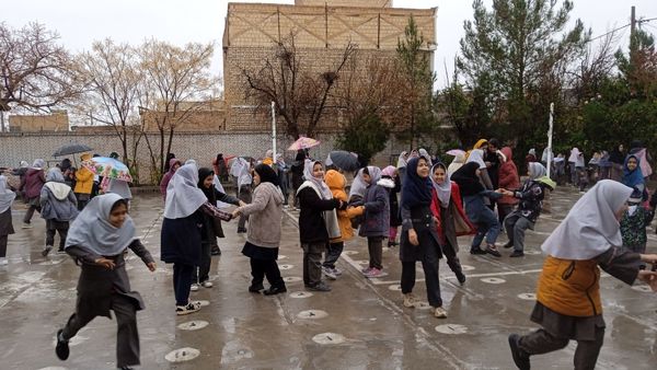 ذوق کودکانه با بارش رحمت الهی شکوفه زد