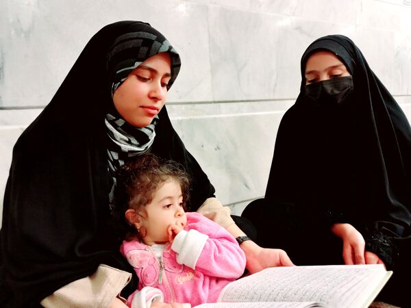 آیین معنوی شب قدر در نجف آباد