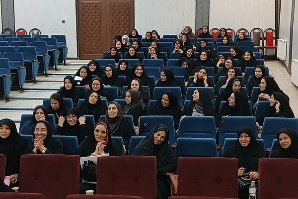 جلسه عمومی مدیران مدارس منطقه کهریزک 