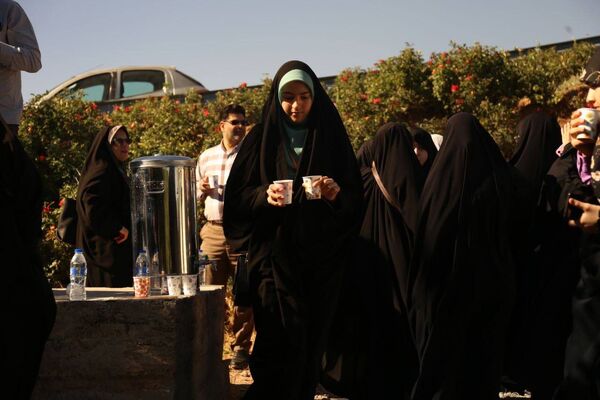 دختران قرآنی سمپاد ایران بر فراز بام تبریز