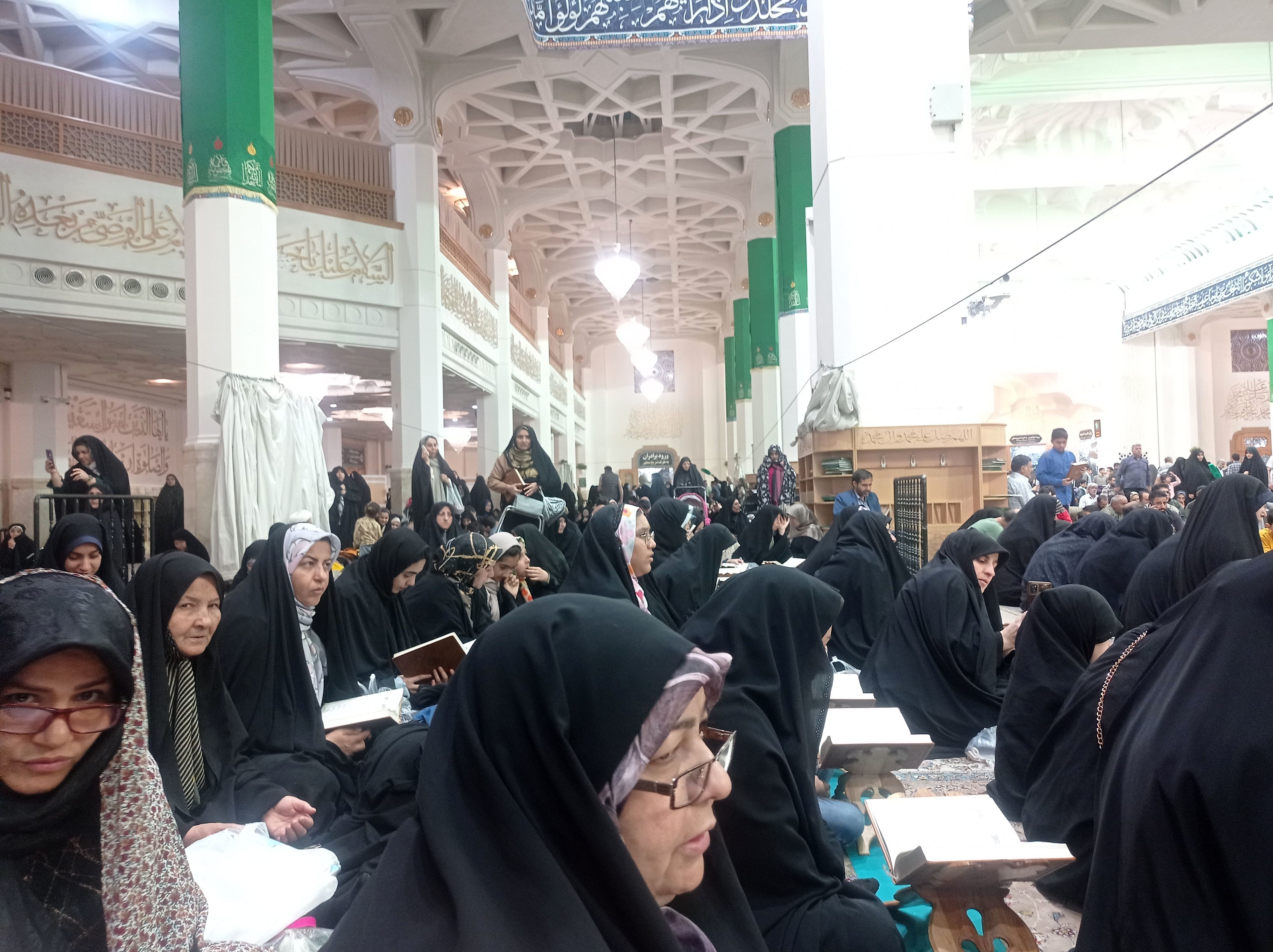 حال و هوای حرم حضرت معصومه(س) در روزهای پایانی نوروز