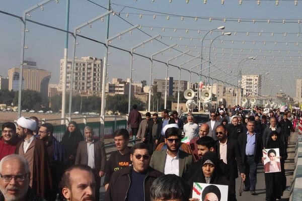 همبستگی و اقتدار خوزستانی‌ها در راهپیمایی 22 بهمن