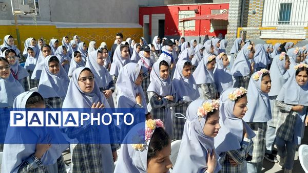آیین نواختن " زنگ سپاس معلم "  در تربت حیدریه