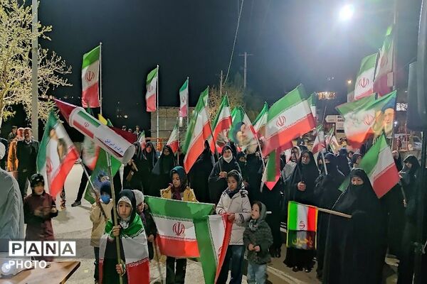 جهاد حضور در خیابان ادامه دارد