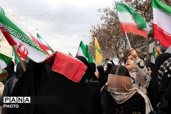 سربازان کوچک در اجتماع مردمی تبریز به خونخواهی از رهبر شهید