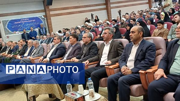 ششمین اجلاس سراسری نماز دانش‌آموزان در سمنان