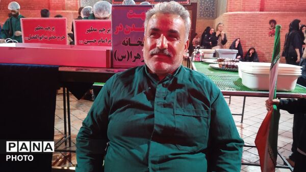 از جود چای در سوگ رهبر؛خدمت در حسینیه امام خمینی (ره)