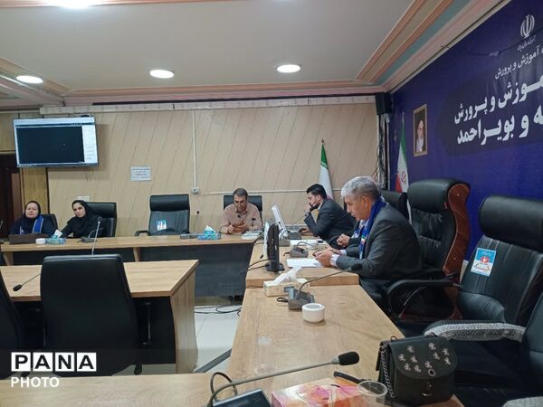 جلسه توجیهی و تبیین برنامه‌ها و فعالیت‌های سازمان دانش‌آموزی کهگیلویه و بویراحمد