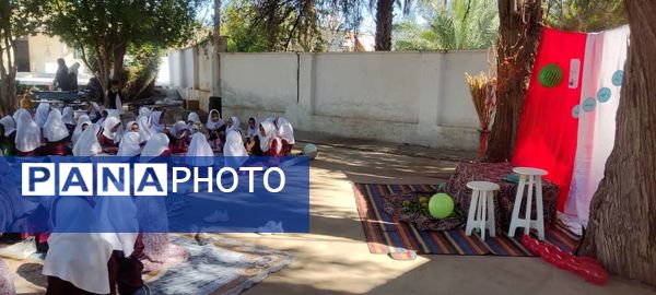 فرهنگ و شادی در جشن یلدای دانش‌آموزان دبستان مولوی فین