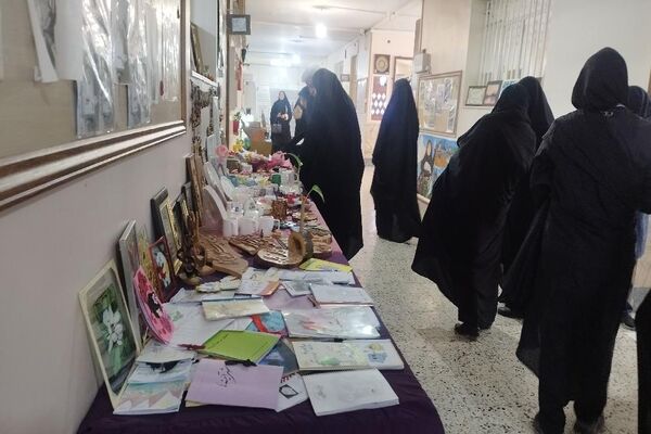 تجربه‌گردانی مدرسه شاهد شهدای وحدت در مشهد