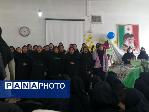 جشن مبعث پیامبر (ص) در دبیرستان فیاض