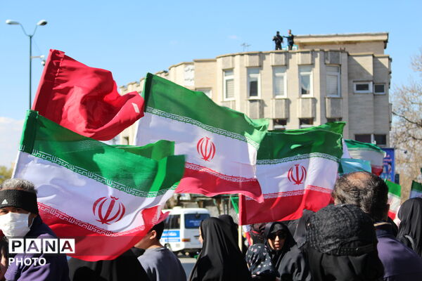 خروشِ عاشقان همدانی در چهلمین سالگرد شهادت رهبر