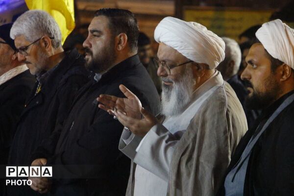 جلوه‌ای از ایمان و همبستگی زیر باران رحمت‌الهی