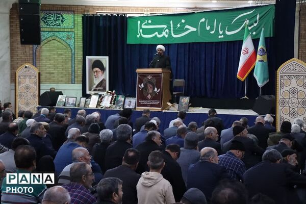 گرامیداشت اربعین رهبر شهید انقلاب و شهدای جنگ رمضان در نماز جمعه باقرشهر و کهریزک 