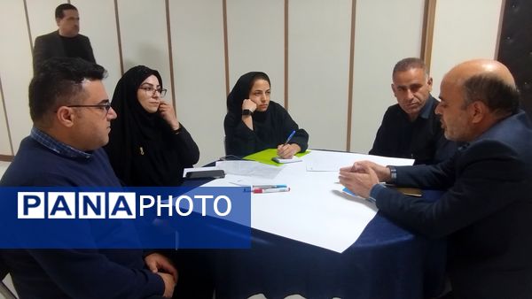 راه‌یافتن ۲۹‌معلم به مرحله نیمه‌نهایی دومین دوره جایزه‌معلم