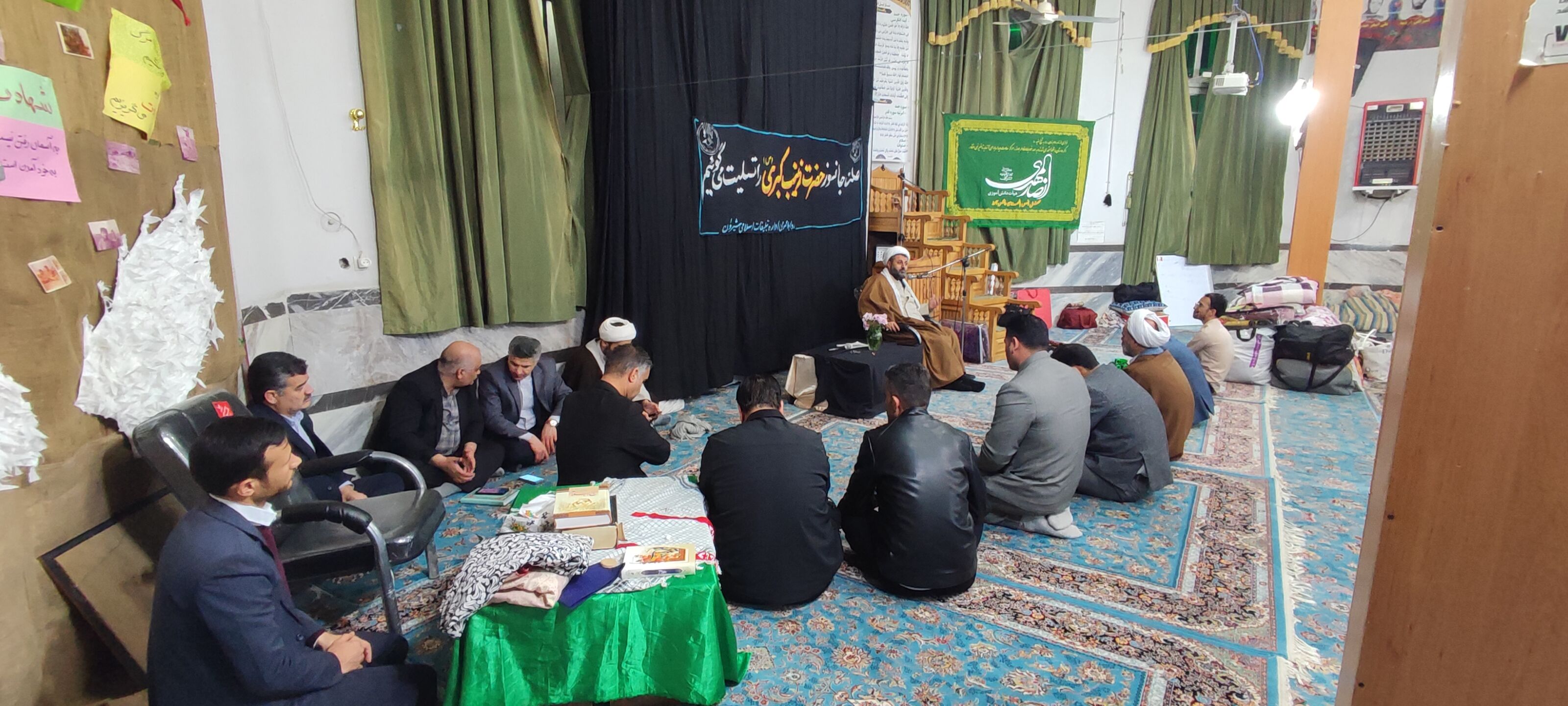 حضور ۷۲ دانش‌آموز دختر معتکف به نیت ۷۲ شهید کربلا در مسجد باب الحوائج شیروان