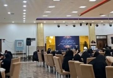 نشست صمیمی فعالان فرهنگی در هفشجان