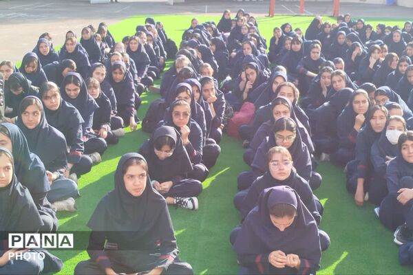 جشن جوانه‌ها در دبیرستان هیئت‌امنایی فرشتگان شیراز