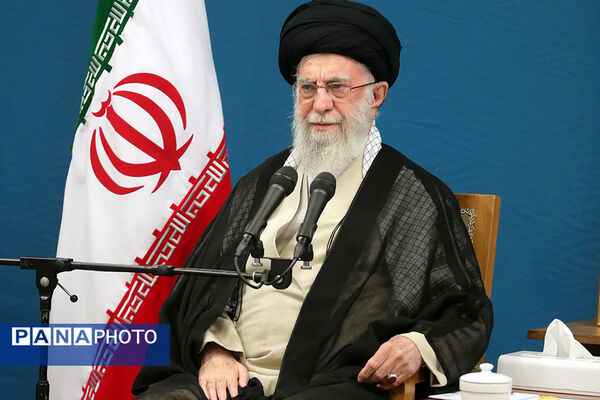 دیدار رئیس‌جمهور و اعضای هیأت دولت چهاردهم با رهبر معظم انقلاب