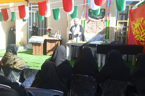 استقبال از شهید گمنام به میزبانی دبیرستان در ادب 