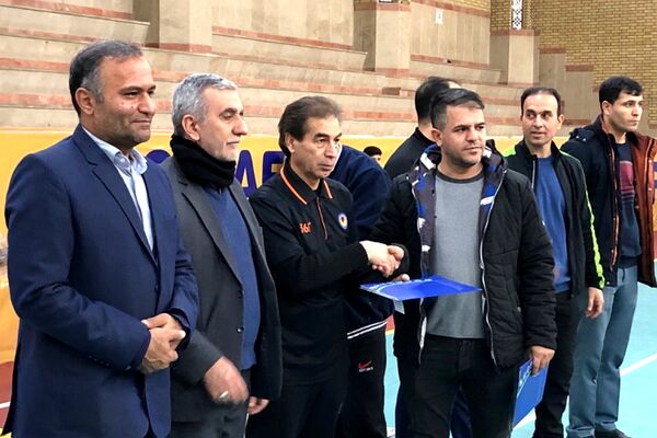 مراسم اهدای مدال به برگزیدگان رشته‌های ورزشی بین آموزشگاهی در ناحیه 2 شهرری 