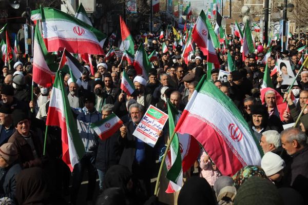 یک زنجان متحد در روز ۲۲بهمن 