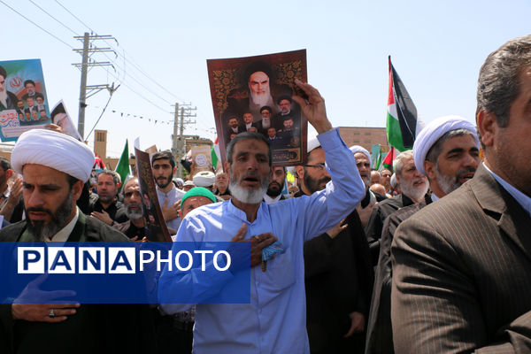 راهپیمایی یوم الله 15 خرداد از بیت امام راحل تا حرم حضرت معصومه(س)