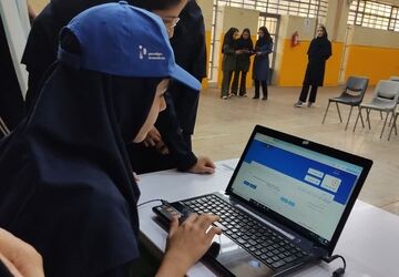 دومین دوره انتخابات الکترونیکی انجمن‌های ورزشی در دبیرستان دخترانه حضرت زهرا (س) 