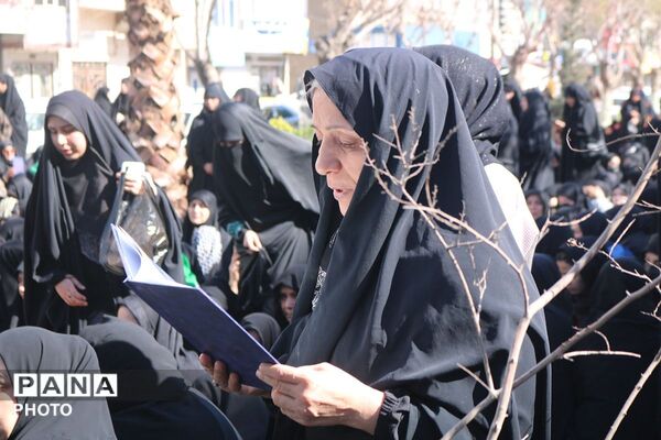 تجمع سوگواران رهبر شهید انقلاب در بهارستان‌دو