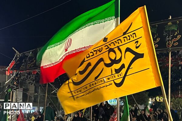 تجمعات شبانه مردم؛ تجدید عهد با آرمان‌های رهبر شهید و لبیک به رهبر