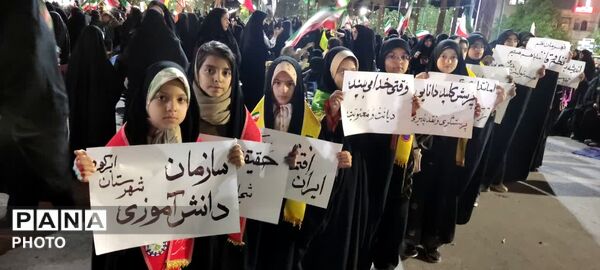 فعالیت دانش‌آموزان پیشتاز در موکب سازمان دانش‌آموزی ابرکوه