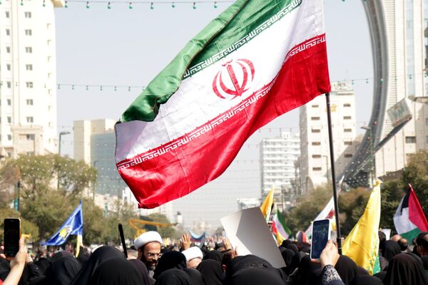 مراسم باشکوه تشیع شهید سردار نیلفروشان در مشهد مقدس 