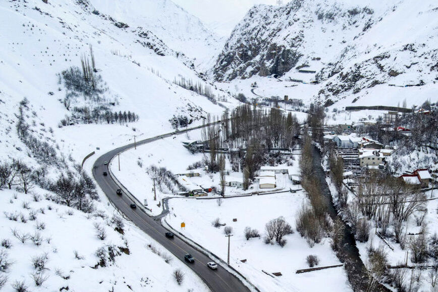 محور چالوس و آزادراه تهران- شمال مسدود شد