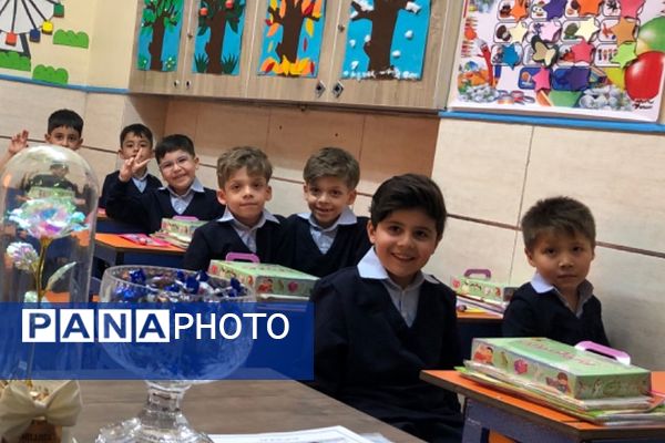 جشن آغاز سال تحصیلی در ناحیه 2 شهرری 