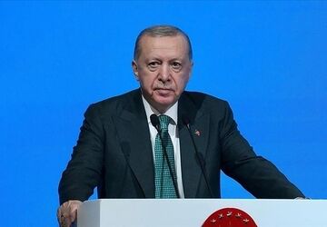 اردوغان بر ضرورت حفظ آتش‌بس میان پاکستان و افغانستان تأکید کرد