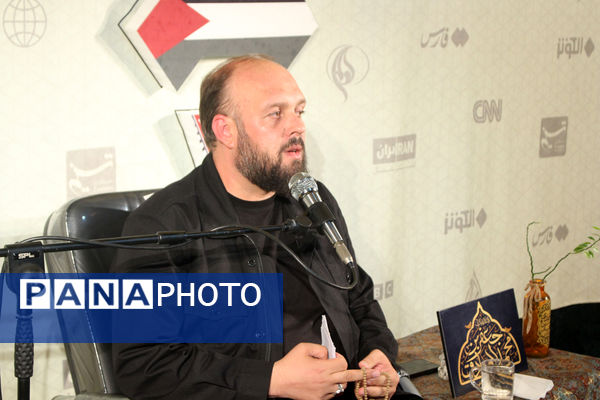 روایتگری طلاب جوان در یادواره شهدای مدرسه حقانی قم