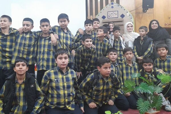 رونمایی از کتاب پسری که پرواز کرد در کتابخانه شیخ صدوق شهرری