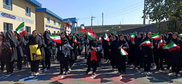 زنگ مهر و مقاومت در مدرسه مردانی آذر ناحیه ۲ تبریز