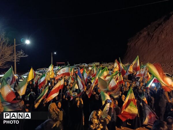 پنجاه و سومین کاروان حماسی خودرویی؛ مردم جلگه رخ پای کار انقلاب