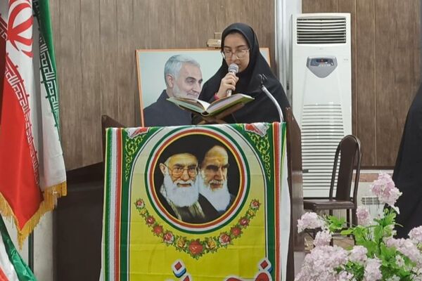 جشن انقلاب در ناحیه دو شهرری با حضور معاون پرورشی و فرهنگی شهرستانهای استان تهران 