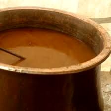 آئین شیرین سمنو پزان در روستای دوازده‌امام 
