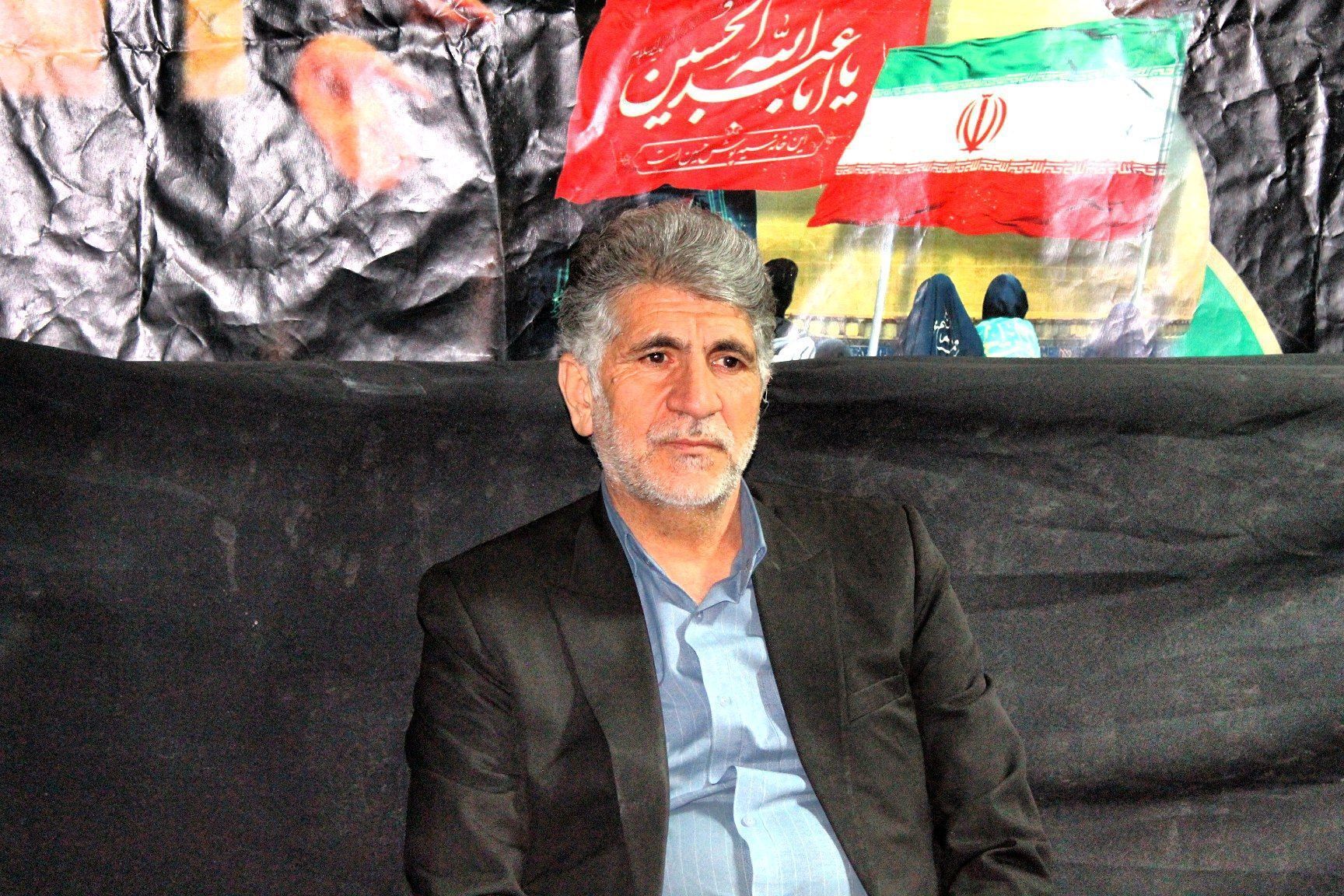 دانش‌آموزان بجنوردی با اجرای سرود "باید برخاست" فرهنگ ایثار و مقاومت را ترویج دادند