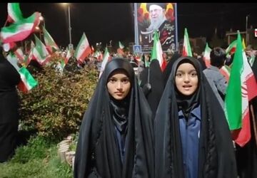 از جشن میلاد تا بغض میناب